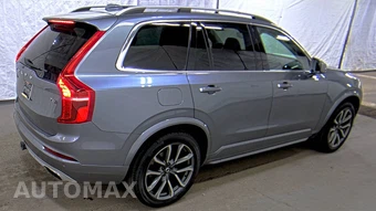 2017 Volvo XC90 T6 Momentum 7-Passenger – miniatura 4