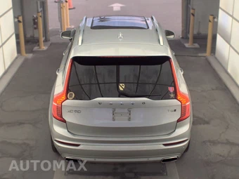 2017 Volvo XC90 T6 Momentum 7-Passenger - miniatura 5