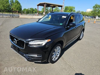2017 Volvo XC90 T6 Momentum 7-Passenger
