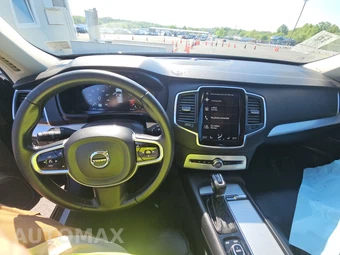 2017 Volvo XC90 T6 Momentum 7-Passenger – miniatura 11