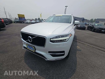 2017 Volvo XC90 T6 Momentum 7-Passenger