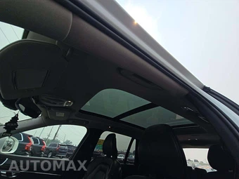 2017 Volvo XC90 T6 Momentum 7-Passenger - miniatura 11