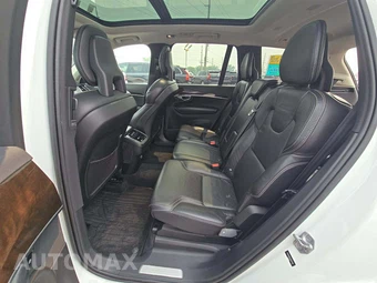 2017 Volvo XC90 T6 Momentum 7-Passenger - miniatura 13
