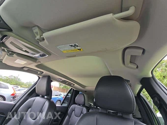 2017 Volvo XC90 T6 Momentum 7-Passenger - miniatura 11