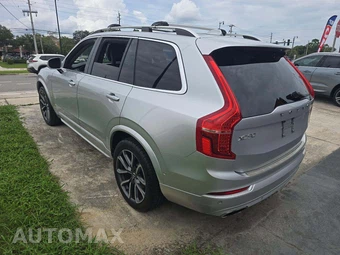 2017 Volvo XC90 T6 Momentum 7-Passenger - miniatura 2
