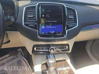 2017 Volvo XC90 T6 Momentum 7-Passenger - miniatura 11