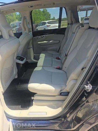 2017 Volvo XC90 T6 Momentum 7-Passenger - miniatura 13
