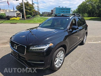 2017 Volvo XC90 T6 Momentum 7-Passenger