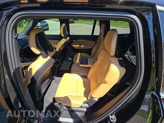 2017 Volvo XC90 T6 Momentum 7-Passenger - miniatura 13