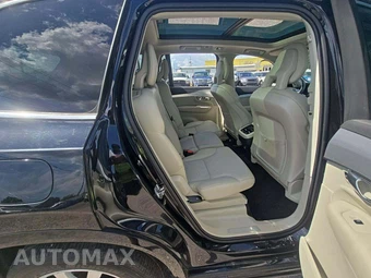 2017 Volvo XC90 T6 Momentum 7-Passenger - miniatura 14