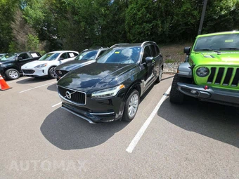 2017 Volvo XC90 T6 Momentum 7-Passenger