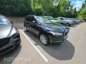 2017 Volvo XC90 T6 Momentum 7-Passenger – miniatura 4