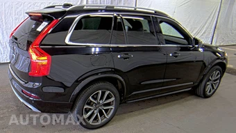 2017 Volvo XC90 T6 Momentum 7-Passenger – miniatura 4