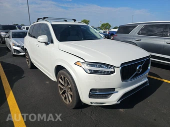 2017 Volvo XC90 T6 Momentum 7-Passenger - miniatura 3