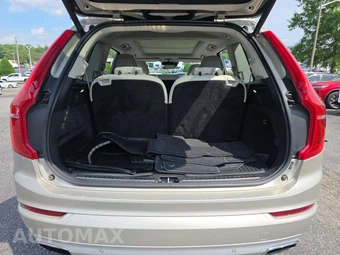 2017 Volvo XC90 T6 Momentum 7-Passenger - miniatura 15