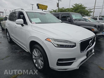2017 Volvo XC90 T6 Momentum 7-Passenger - miniatura 4