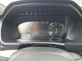 2017 Volvo XC90 T6 Momentum 7-Passenger - miniatura 9