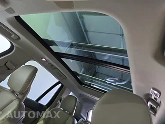 2017 Volvo XC90 T6 Momentum 7-Passenger – miniatura 18