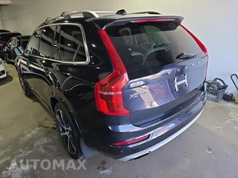2017 Volvo XC90 T6 Momentum 7-Passenger – miniatura 6