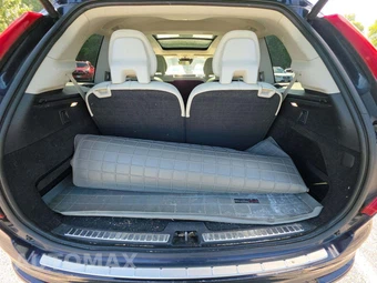 2017 Volvo XC90 T6 Momentum 7-Passenger - miniatura 15