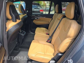 2017 Volvo XC90 T6 Momentum 7-Passenger - miniatura 13