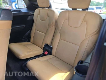 2017 Volvo XC90 T6 Momentum 7-Passenger - miniatura 14