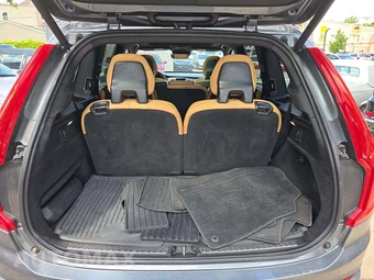 2017 Volvo XC90 T6 Momentum 7-Passenger - miniatura 15