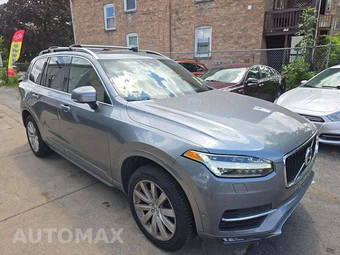 2017 Volvo XC90 T6 Momentum 7-Passenger - miniatura 4