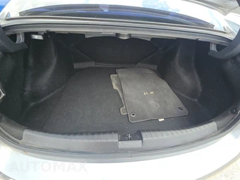 2018 Acura ILX w/Premium Pkg – miniatura 16