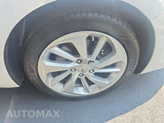 2018 Acura ILX w/Technology Plus Pkg – miniatura 9
