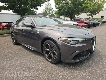2018 Alfa Romeo Giulia Quadrifoglio - miniatura 4