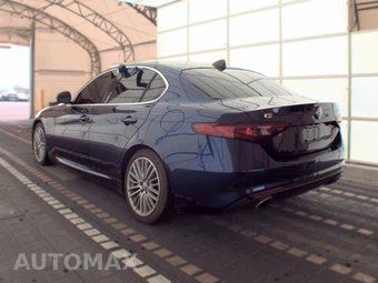 2018 Alfa Romeo Giulia Ti Lusso – miniatura 8