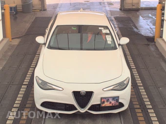 2018 Alfa Romeo Giulia Ti Sport – miniatura 2