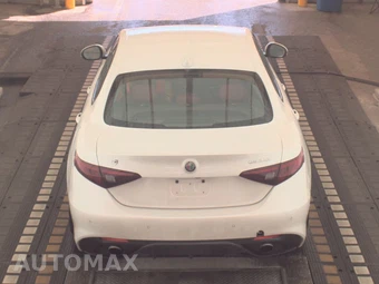 2018 Alfa Romeo Giulia Ti Sport – miniatura 5