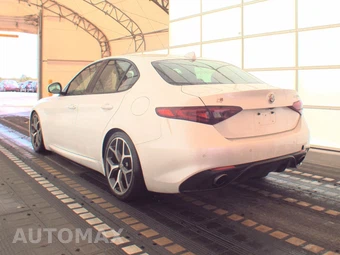 2018 Alfa Romeo Giulia Ti Sport – miniatura 6