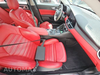 2018 Alfa Romeo Giulia Ti Sport – miniatura 8
