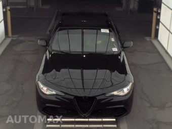 2018 Alfa Romeo Giulia Ti Sport – miniatura 2