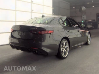 2018 Alfa Romeo Giulia Ti Sport – miniatura 4
