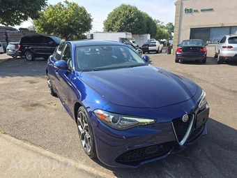 2018 Alfa Romeo Giulia Ti Sport – miniatura 4