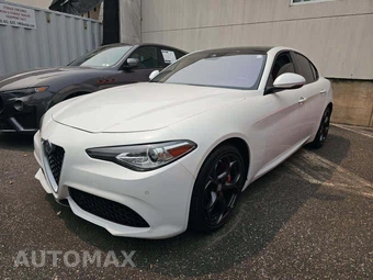 2018 Alfa Romeo Giulia Ti Sport