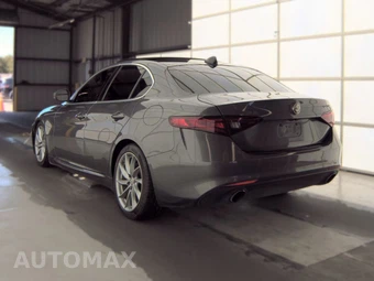 2018 Alfa Romeo Giulia - miniatura 6