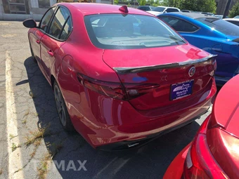 2018 Alfa Romeo Giulia – miniatura 2