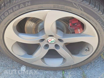 2018 Alfa Romeo Giulia – miniatura 22
