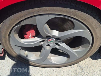 2018 Alfa Romeo Giulia – miniatura 26