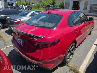 2018 Alfa Romeo Giulia – miniatura 3