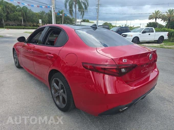 2018 Alfa Romeo Giulia – miniatura 2
