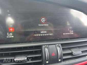 2018 Alfa Romeo Giulia – miniatura 21
