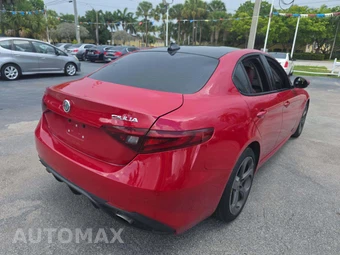 2018 Alfa Romeo Giulia – miniatura 3