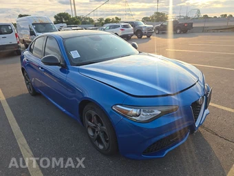 2018 Alfa Romeo Giulia – miniatura 3