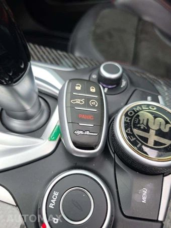 2018 Alfa Romeo Stelvio Quadrifoglio - miniatura 5